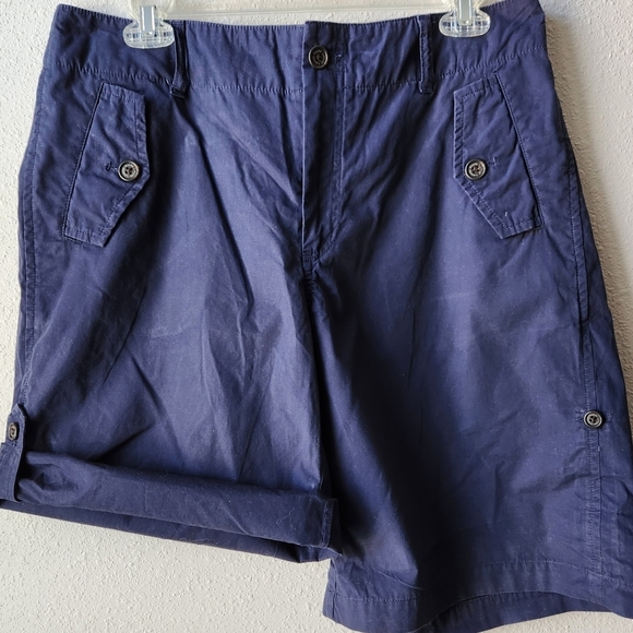 LAUREN RALPH LAUREN Roll Button Cuff Bermuda Shorts, Size 8 - Picture 4 of 6